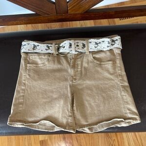 American Eagle Outfitters super stretch twill shorts in a size 10 with belt